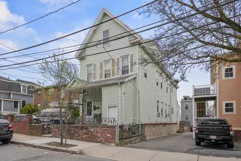 48 Flint St, Somerville, MA 02145