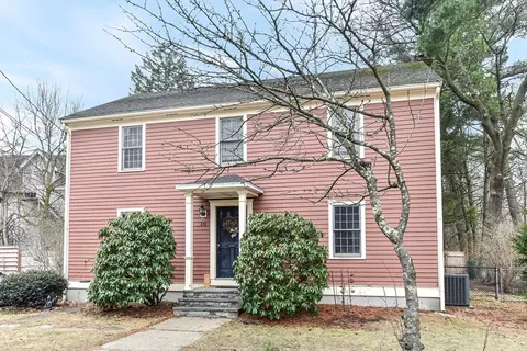 10 Shawmut Ter, Framingham, MA 01702