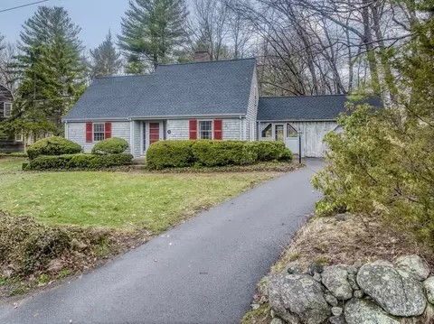 185 Wakefield St, Reading, MA 01867 photo 4