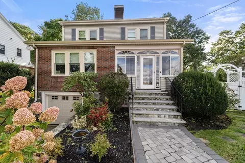 146 Gray St, Arlington, MA 02476