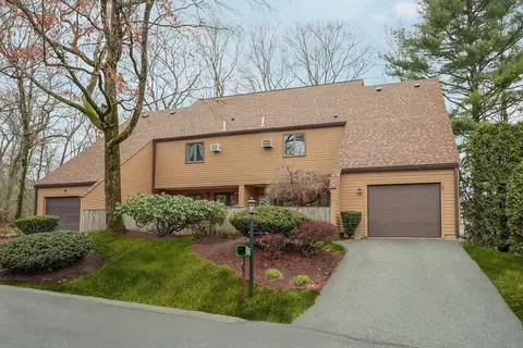 17 Emerson Way #17, Franklin, MA 02038