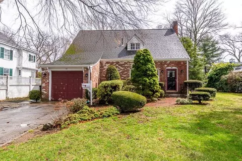 150 Fair Oaks Park, Needham, MA 02492