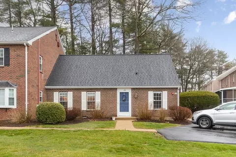 199 Erin Rd #199, Stoughton, MA 02072