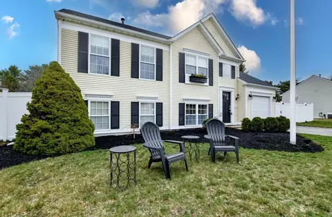 131 Nathan Ln, Plymouth, MA 02360