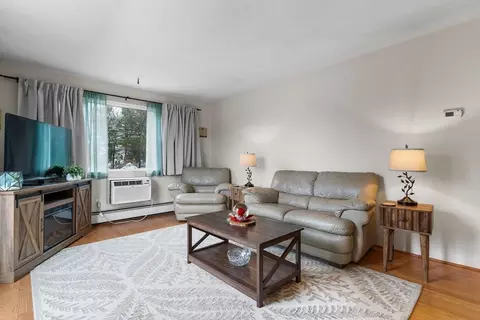270 Main St #35, North Reading, MA 01864