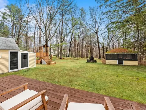 76 Willow St, Acton, MA 01720 photo 17