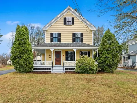 76 Willow St, Acton, MA 01720