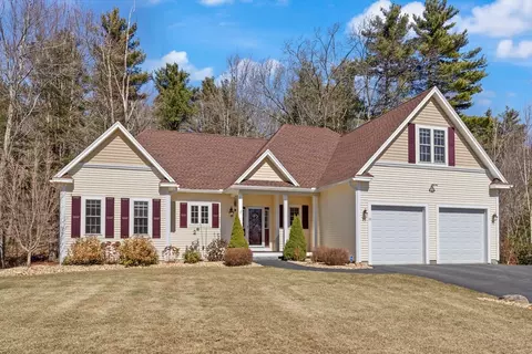 20 White Cir, Templeton, MA 01468