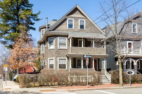 241 Upland Rd #1, Cambridge, MA 02140