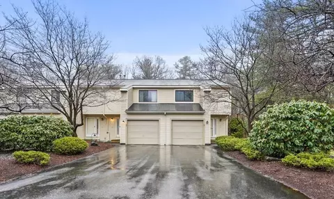 67 Samuel Dr #67, Grafton, MA 01536
