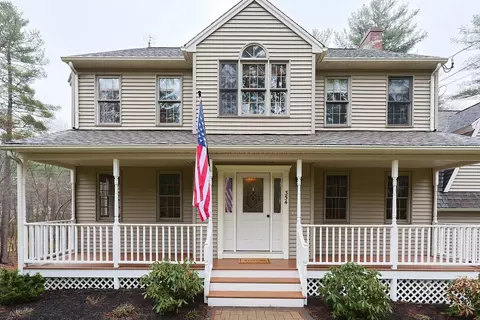354 Moon Hill Rd, Northbridge, MA 01534