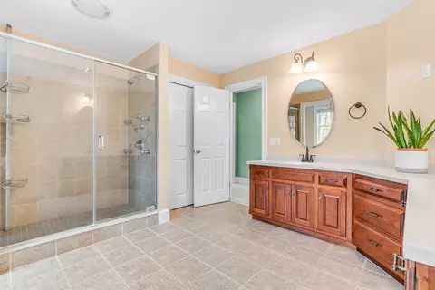 5 Symphony Dr, Franklin, MA 02038 photo 19