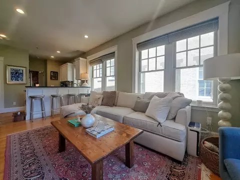 8-12 Bartlett Pl #3, Boston, MA 02113