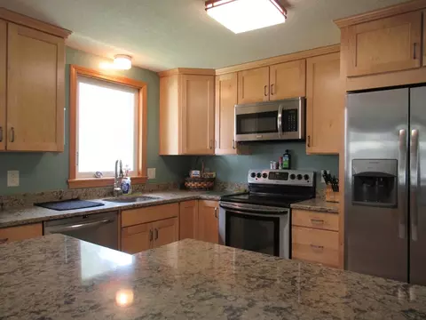 Kitchen - 25 Stone St, Middleboro, MA 02346 photo 1 of 2
