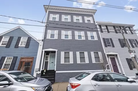 48-50 Russell St #2A, Boston, MA 02129