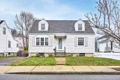 32 Abbott Ave, Everett, MA 02149 photo 2