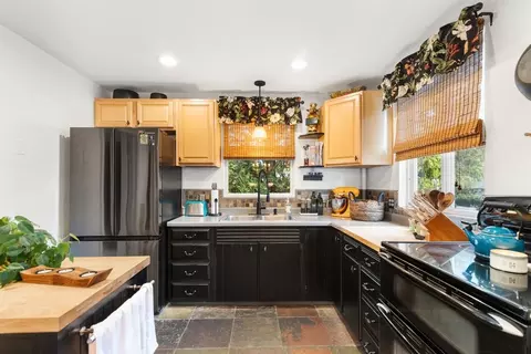 7 Lyndale Ave, Gloucester, MA 01930 photo 11