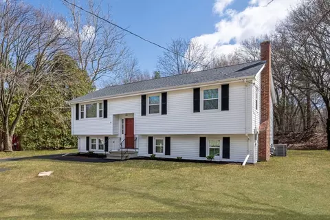 8 Potter Rd, Framingham, MA 01701