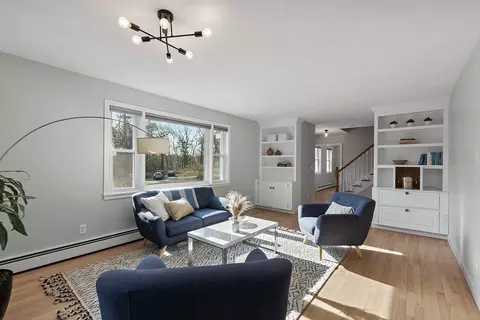1 Roosevelt Dr, Acton, MA 01720 photo 3
