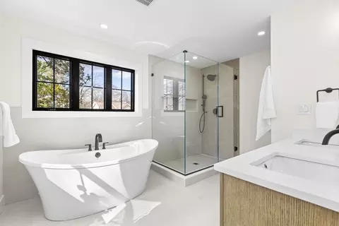 62 Deering St, Reading, MA 01867 photo 28