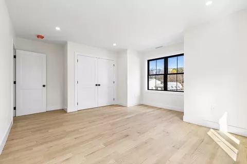 62 Deering St, Reading, MA 01867 photo 34
