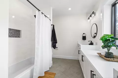 62 Deering St, Reading, MA 01867 photo 33