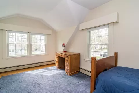 77 Parker Rd, Wellesley, MA 02482 photo 17