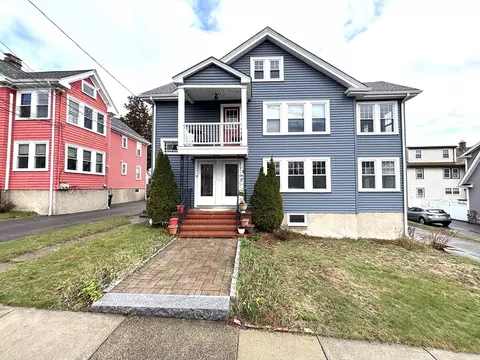 9 Oakley Rd #9, Watertown, MA 02472