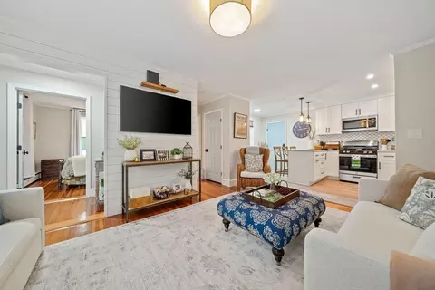 7 Mathaurs St #2, Milton, MA 02186 photo 6