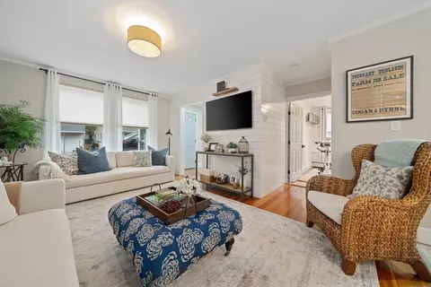 7 Mathaurs St #2, Milton, MA 02186 photo 5