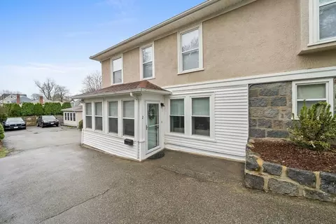 7 Mathaurs St #2, Milton, MA 02186 photo 2