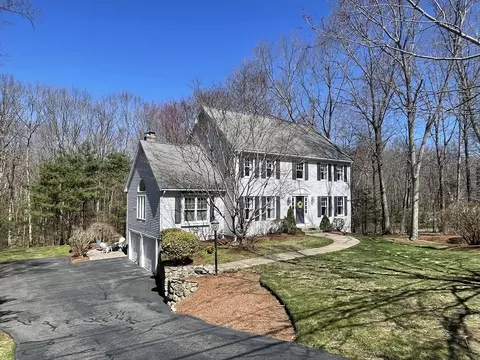 65 Jefferson Rd, Franklin, MA 02038