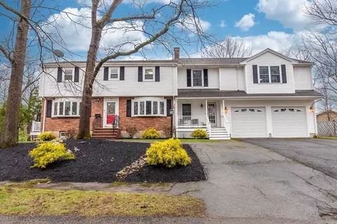 67 S Gate St, Dedham, MA 02026