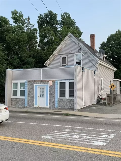448 Pleasant St, Brockton, MA 02301