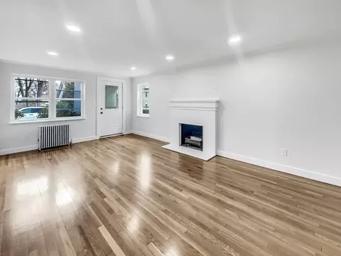 13 Victor Ave, Worcester, MA 01603 photo 3