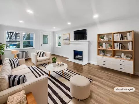13 Victor Ave, Worcester, MA 01603 photo 2