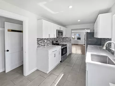 13 Victor Ave, Worcester, MA 01603 photo 14