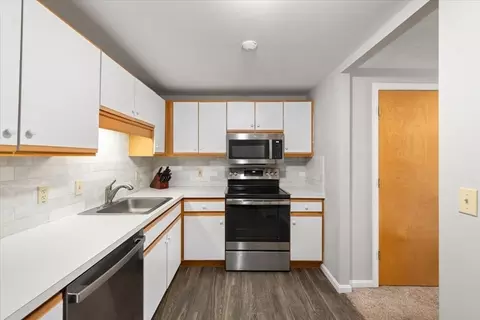 26 Fuller Rd #4, Foxboro, MA 02035 photo 13