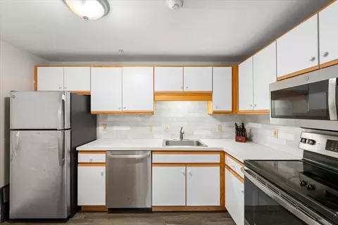 26 Fuller Rd #4, Foxboro, MA 02035 photo 12