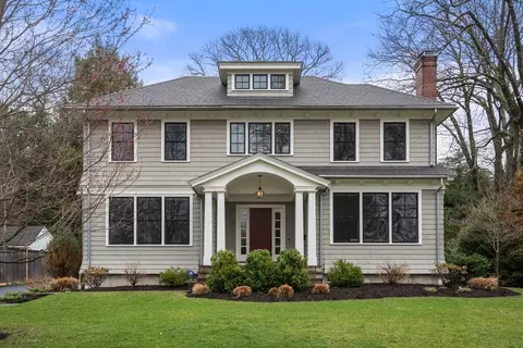 18 Park Ave, Wellesley, MA 02481