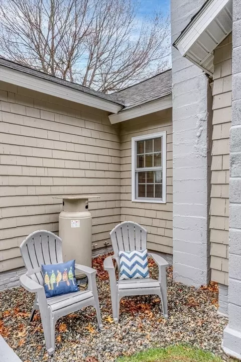 27 Jordan St, Springfield, MA 01129 photo 31