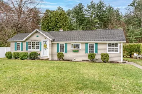 27 Jordan St, Springfield, MA 01129 photo 2