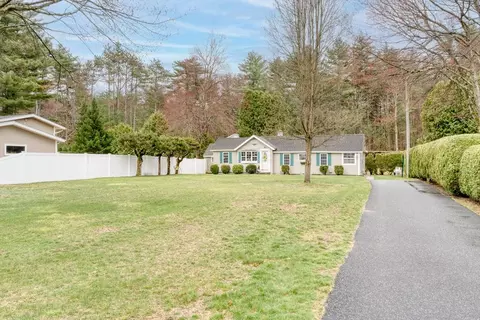 27 Jordan St, Springfield, MA 01129