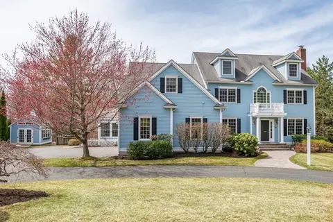 3 Chieftain Ln, Natick, MA 01760