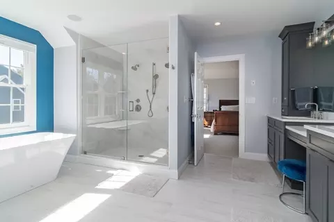 Bath - 3 Chieftain Ln, Natick, MA 01760 photo 1 of 3