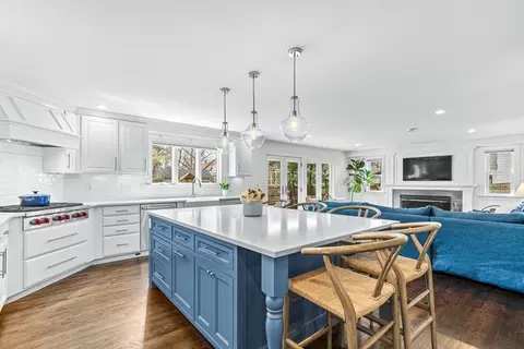 3 Pine Plain Rd, Wellesley, MA 02481 photo 8