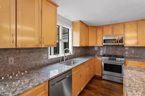 11 Elizabeth St, Canton, MA 02021 photo 14