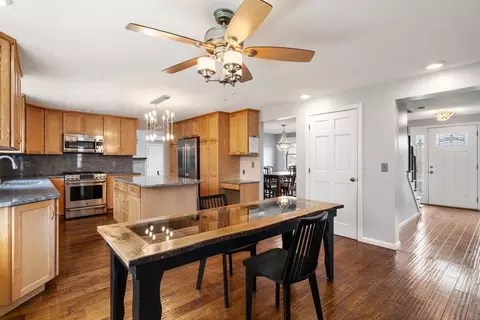 11 Elizabeth St, Canton, MA 02021 photo 5