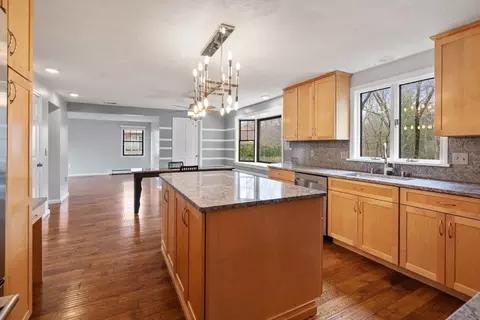 11 Elizabeth St, Canton, MA 02021 photo 11