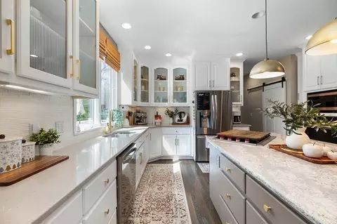18 Thayer Rd, Mendon, MA 01756 photo 13